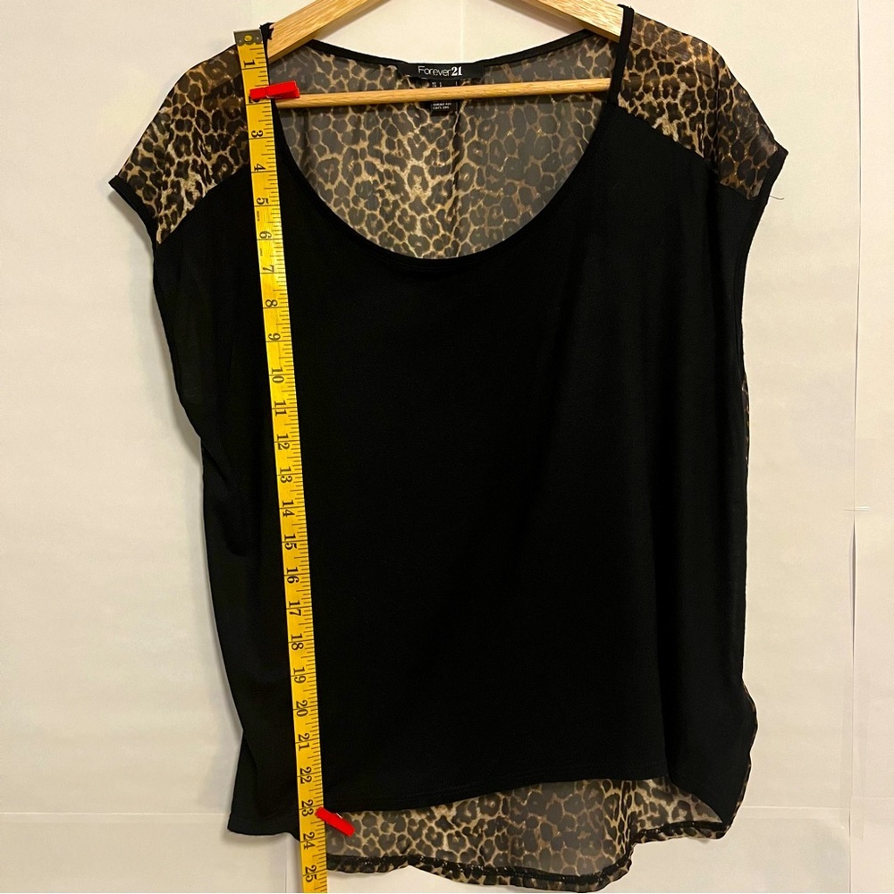 FOREVER 21 Women’s Blouse with Black Front and Leopard Print Sheer Back - Picture 3 of 4